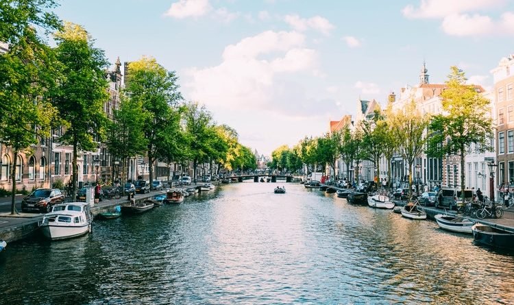 Amsterdam Airbnb