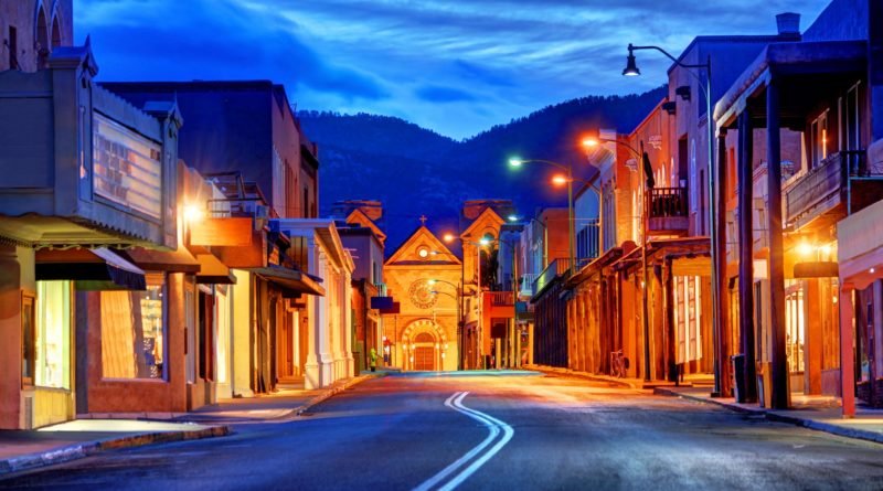 santa-fe--new-mexico-1030949232-89ea782a0ed0451aa655d3d3cc4fb582