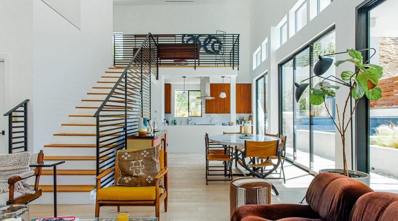 airbnb-hero- Strong domestic travel demand is buoying Airbnb