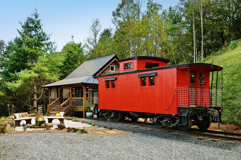 Airbnb