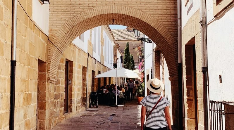 Airbnb removes 65.000 listings in Spain